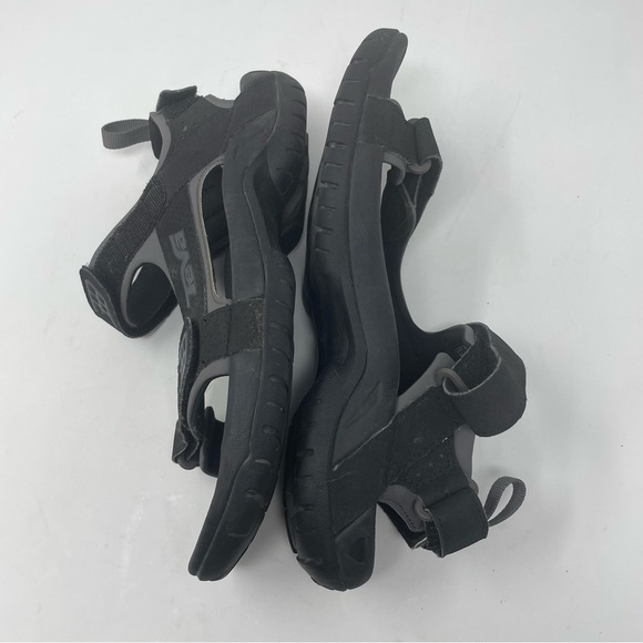 Teva Sandals – Adjustable Straps Size: 7 - Picture 4 of 13